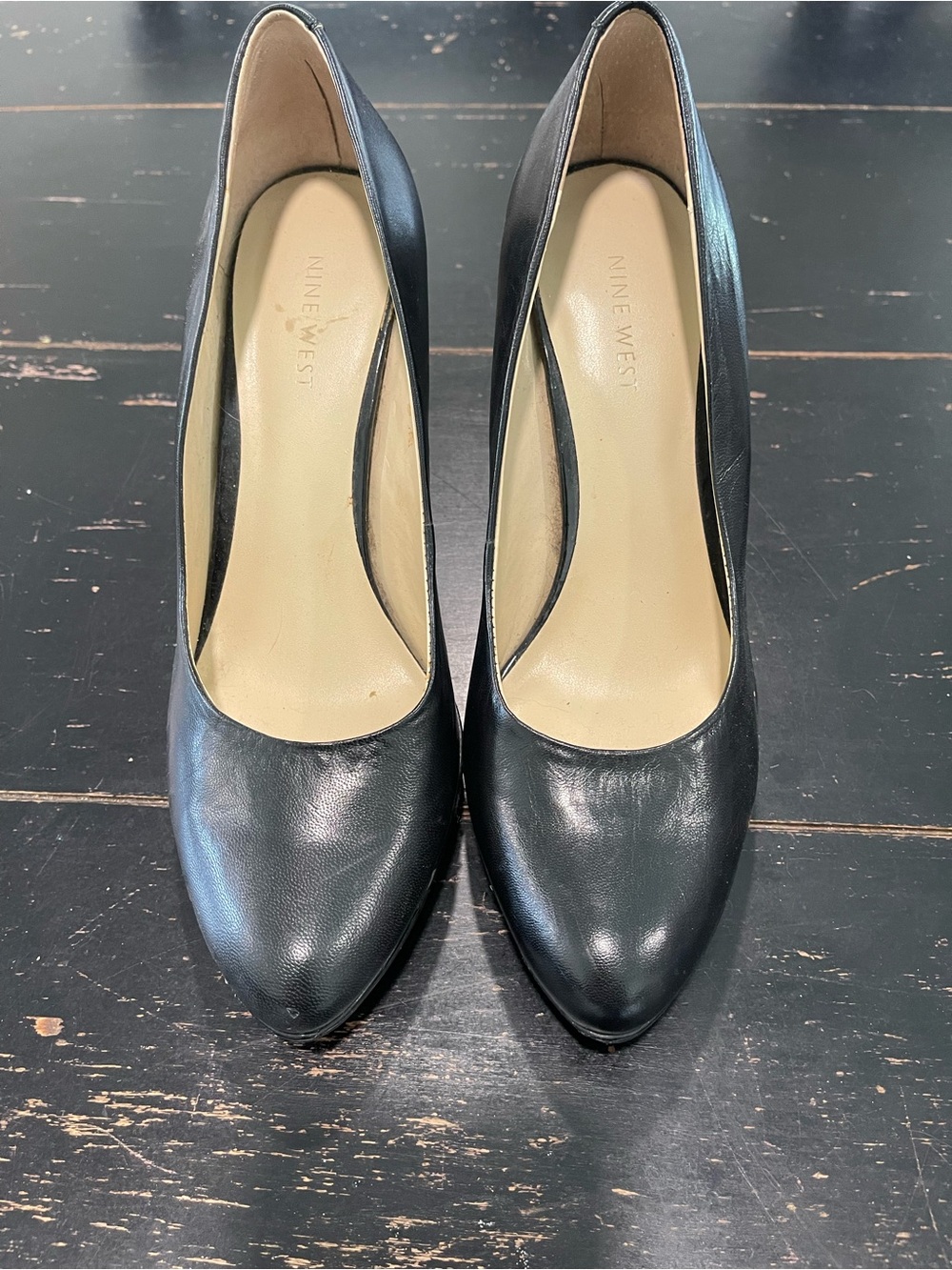 Nine West Black Pointed Toe Leather Pumps